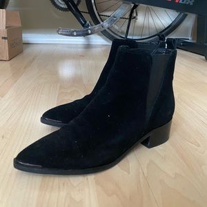 March Fischer Chelsea ankle boots